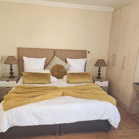 Jenvey House Selfcatering Apartments & Bnb Port Elizabeth Esterno foto