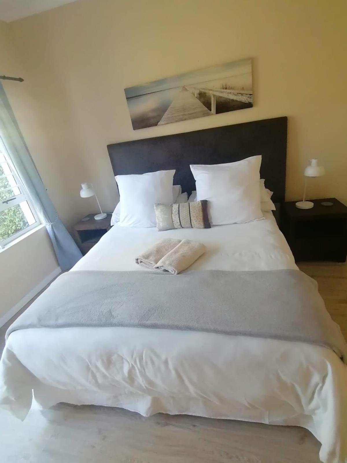 Jenvey House Selfcatering Apartments & Bnb Port Elizabeth Esterno foto