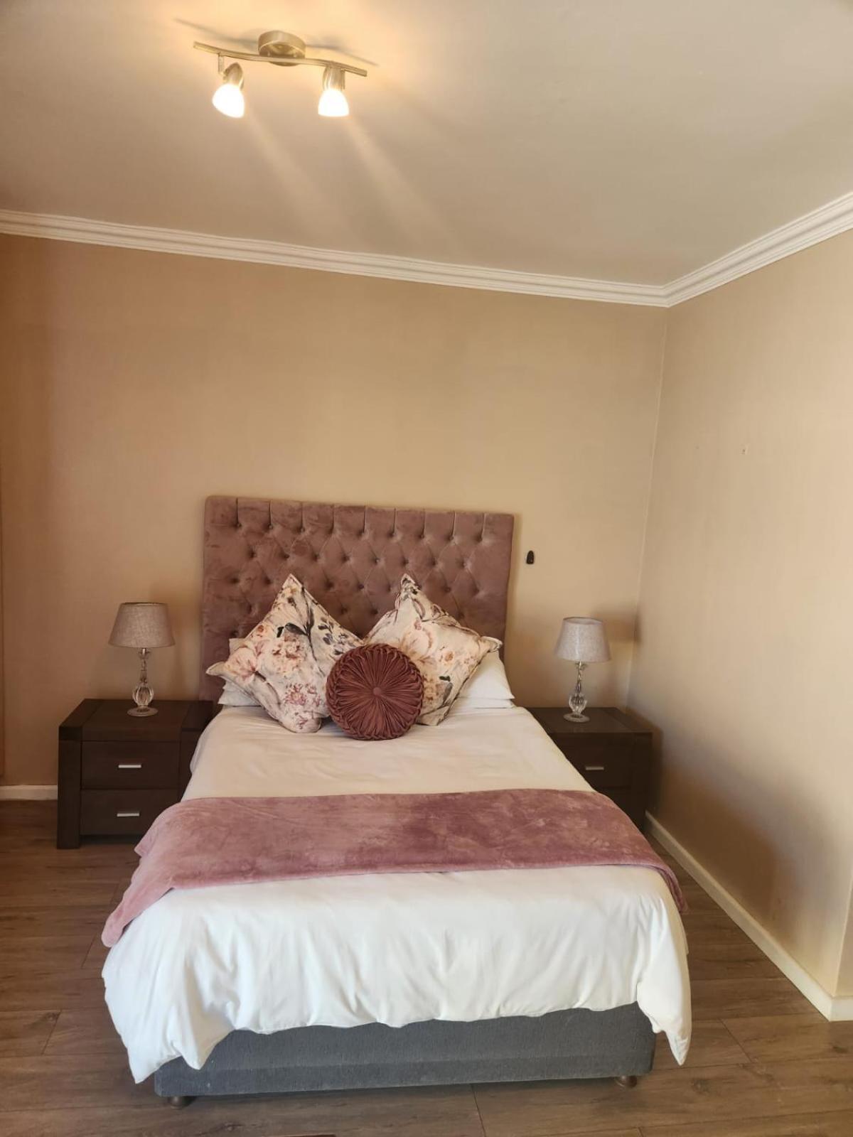 Jenvey House Selfcatering Apartments & Bnb Port Elizabeth Esterno foto